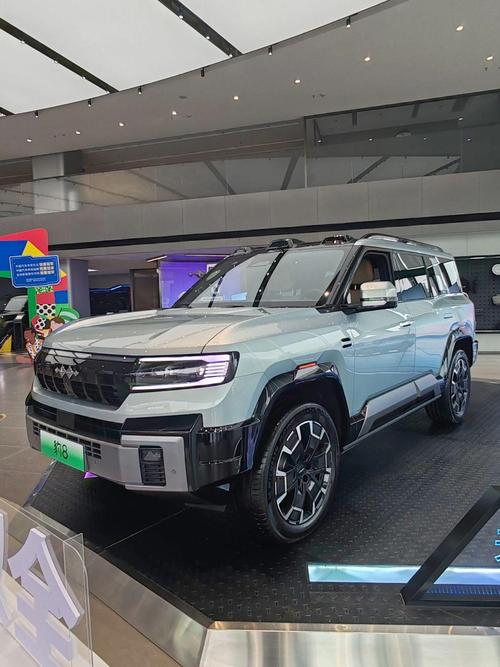 广州188比亚迪方程豹硬派越野的爆款，英菲尼迪35周年与你共成长
